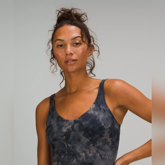 Lululemon Align Tank - Picture 1 of 7